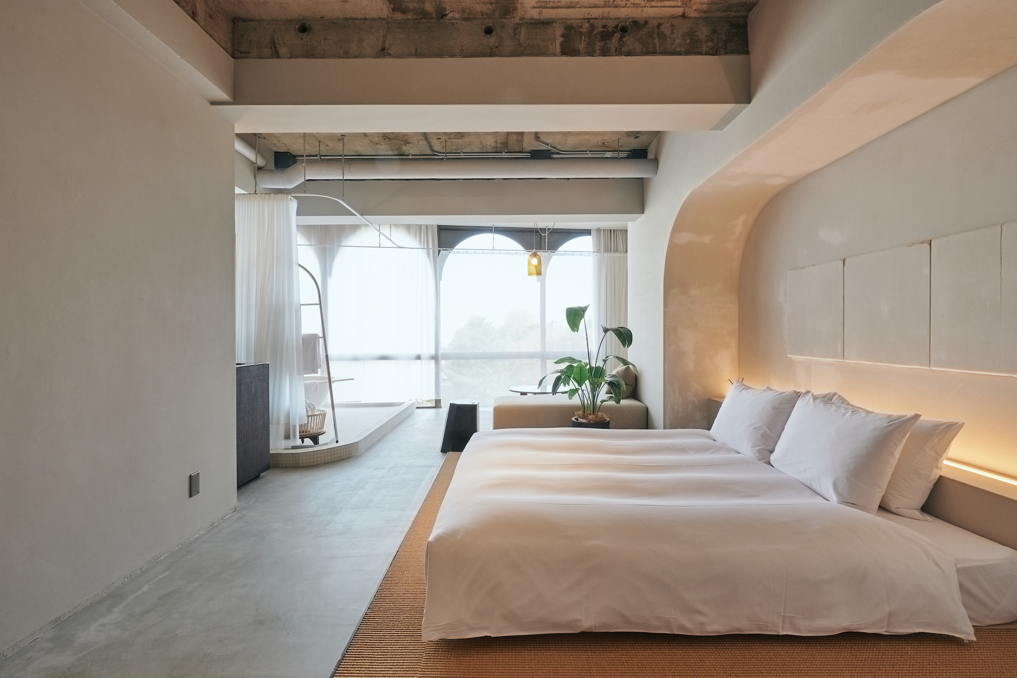 香林居の魅力は、不完全さ。